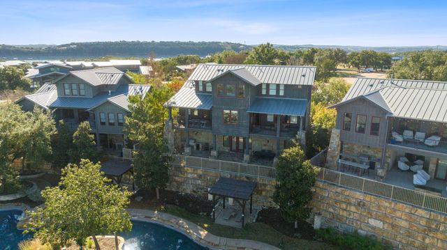 2208 Seabiscuit CV 133, Spicewood, TX 78669