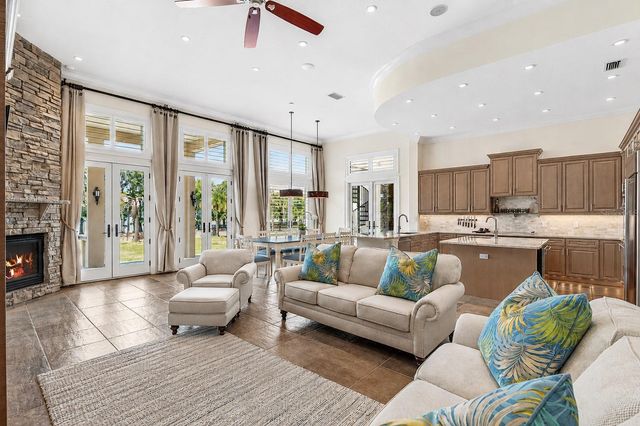 746 LAKE MILLS ROAD, Oviedo, FL 32766