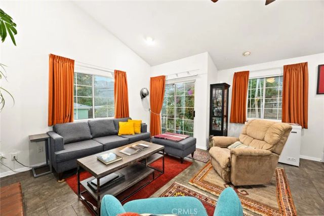 2966 Piedmont, La Crescenta, CA 91214