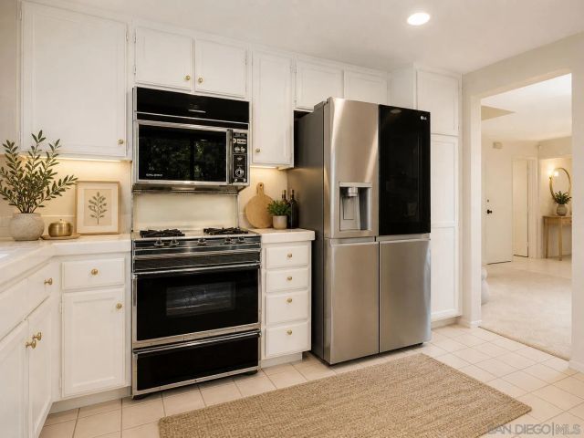 3680 Caminito Cielo Del Mar, San Diego, CA 92130