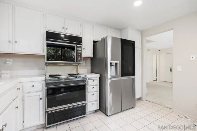 3680 Caminito Cielo Del Mar, San Diego, CA 92130