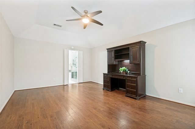 4818 Ashworth Court, Arlington, TX 76017