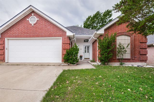 4818 Ashworth Court, Arlington, TX 76017