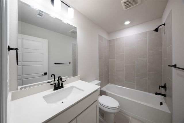 7864 Manilla Drive, Rowlett, TX 75088