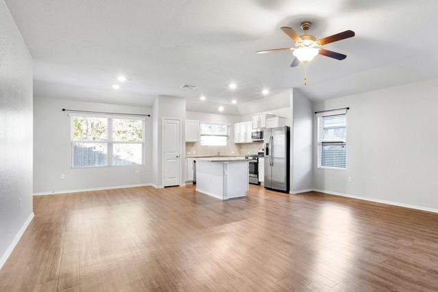 213 Andesite TRL, Buda, TX 78610