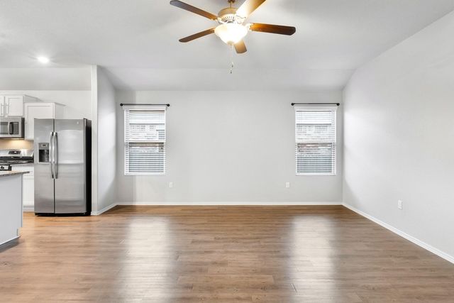 213 Andesite TRL, Buda, TX 78610