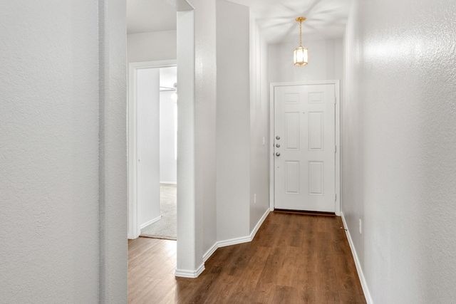 213 Andesite TRL, Buda, TX 78610