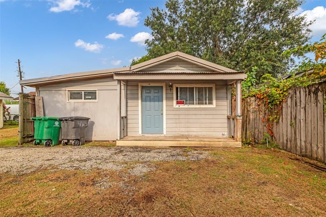 4015 Lila, North Houston, TX 77026