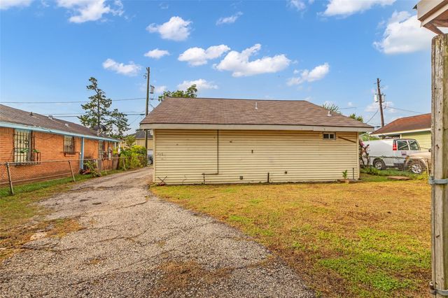 4015 Lila, North Houston, TX 77026