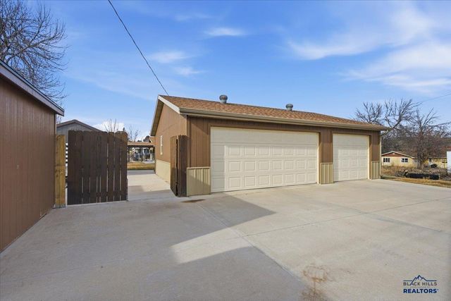 1820 PINE STREET, Sturgis, SD 57785