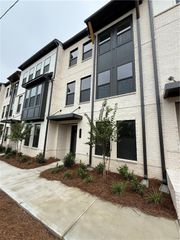 407 Nix Lane, Lawrenceville, GA 30046