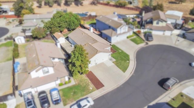 8981 Mandalay Ct, Elk Grove, CA 95624