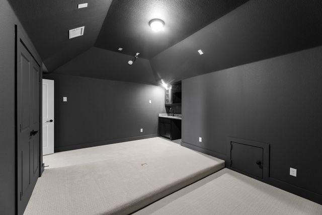 260 Penrose Drive, Ovilla, TX 75154