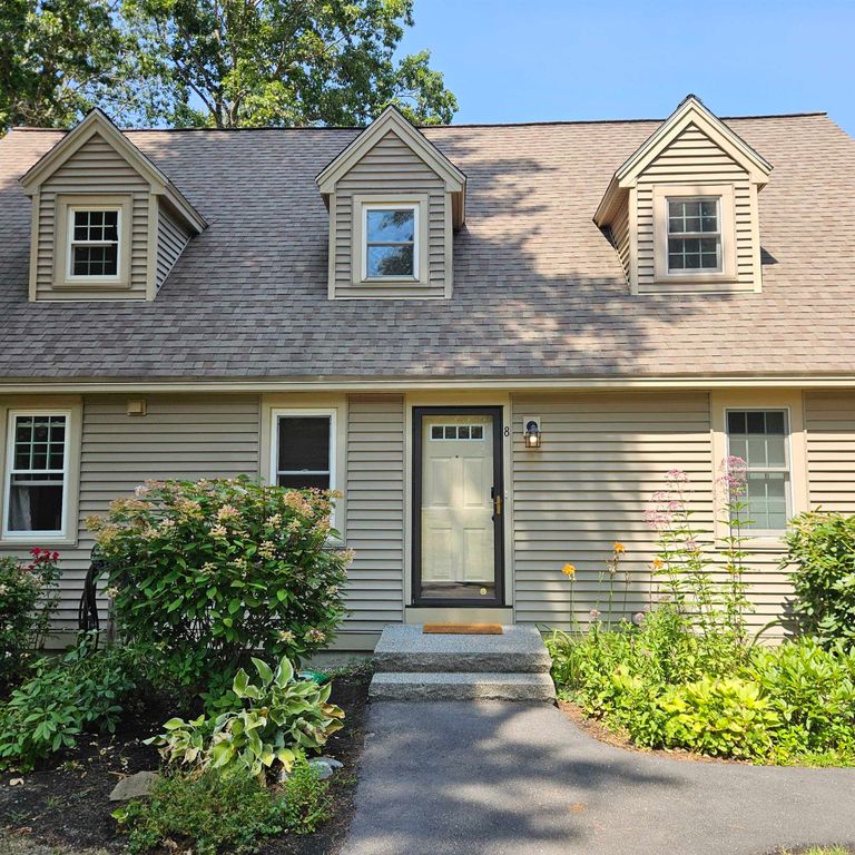 8 Balmoral Drive # 8, Stratham, NH 03885