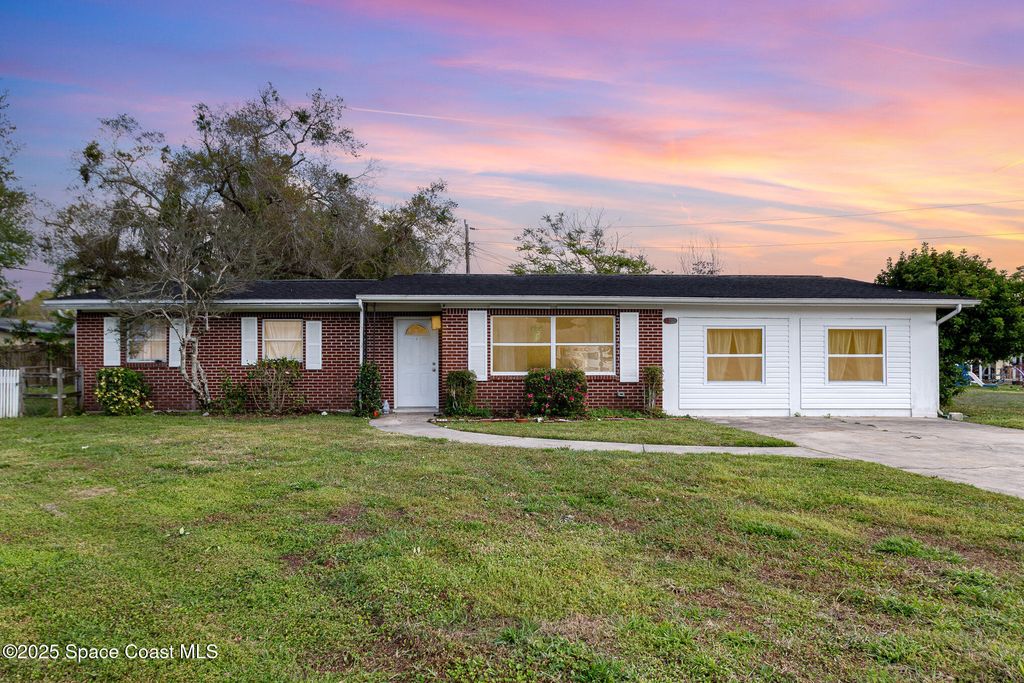 1745 Bryn Mawr Drive, Titusville, FL 32796