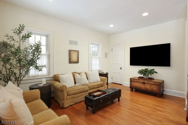 646 Forest Ave, Westfield Town, NJ 07090