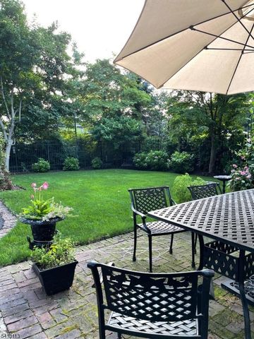 646 Forest Ave, Westfield Town, NJ 07090