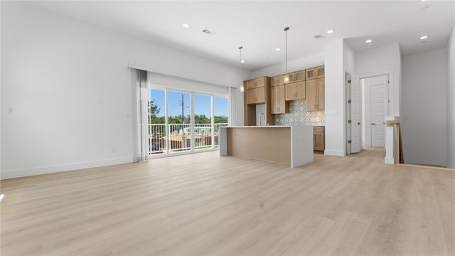 2925 spruce valley Lane 310, Dallas, TX 75233