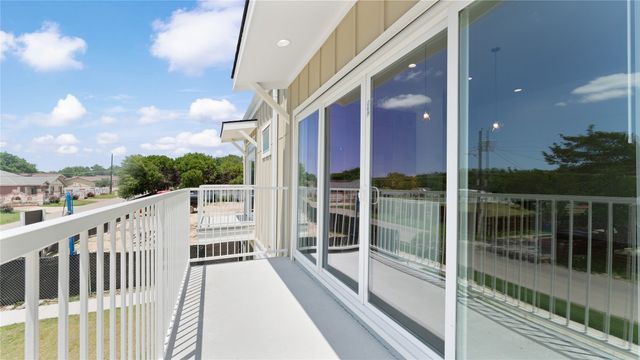 2925 spruce valley Lane 310, Dallas, TX 75233