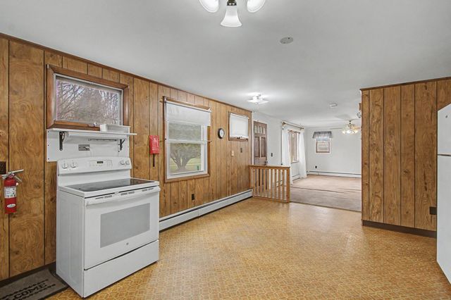 612 Vermont Route 15 West, Hyde Park, VT 05655