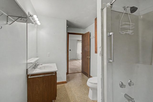 612 Vermont Route 15 West, Hyde Park, VT 05655