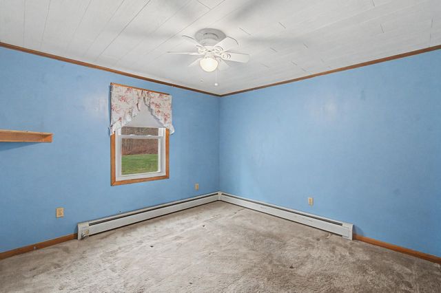 612 Vermont Route 15 West, Hyde Park, VT 05655
