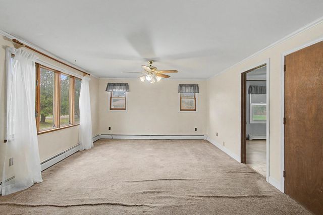 612 Vermont Route 15 West, Hyde Park, VT 05655