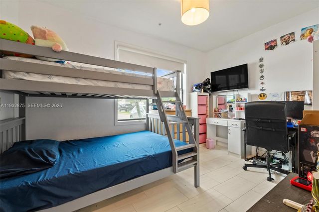 7809 NW 104th Ave 1, Doral, FL 33178