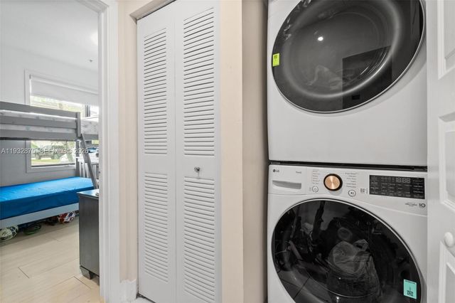 7809 NW 104th Ave 1, Doral, FL 33178