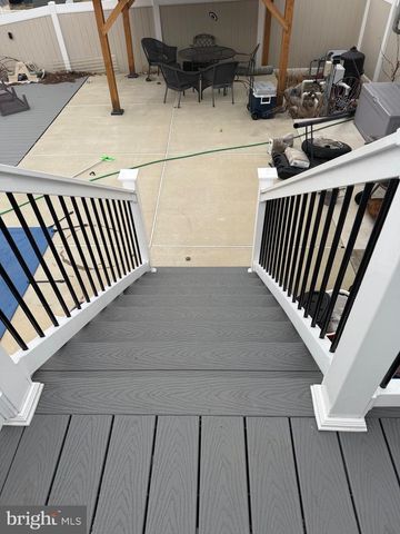 6731 FOX MEADOW RD, Gwynn Oak, MD 21207