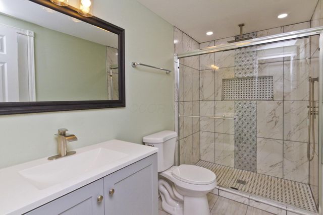 2087 Seaforth Place, Columbus, OH 43232