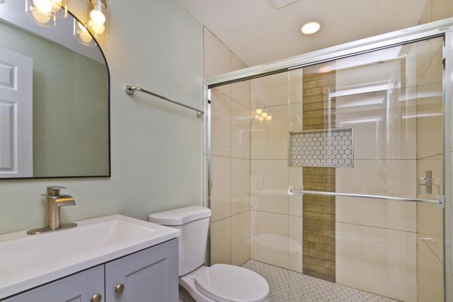 2087 Seaforth Place, Columbus, OH 43232