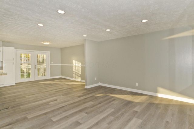 2087 Seaforth Place, Columbus, OH 43232