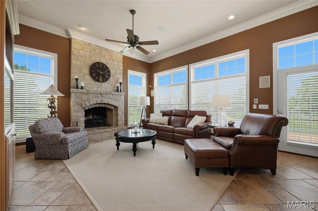 238 Cornwall Drive, Weldon Spring, MO 63304