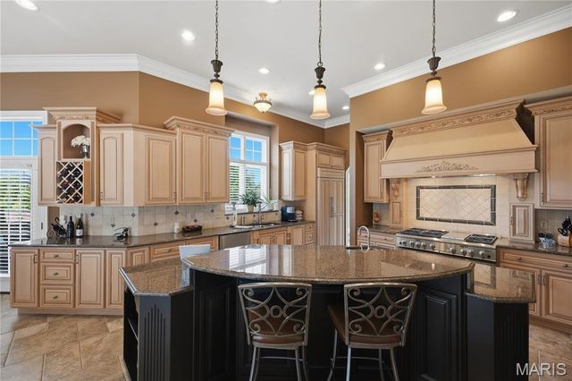 238 Cornwall Drive, Weldon Spring, MO 63304