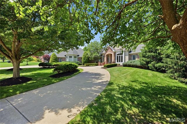 238 Cornwall Drive, Weldon Spring, MO 63304