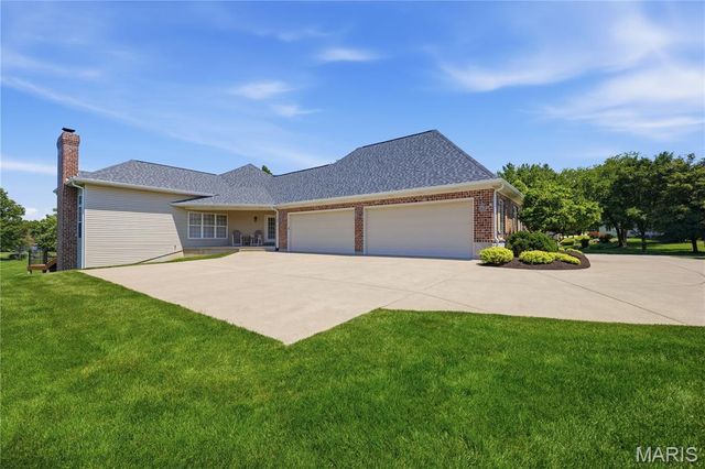 238 Cornwall Drive, Weldon Spring, MO 63304