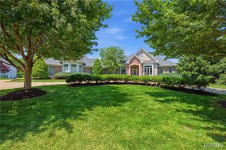 238 Cornwall Drive, Weldon Spring, MO 63304