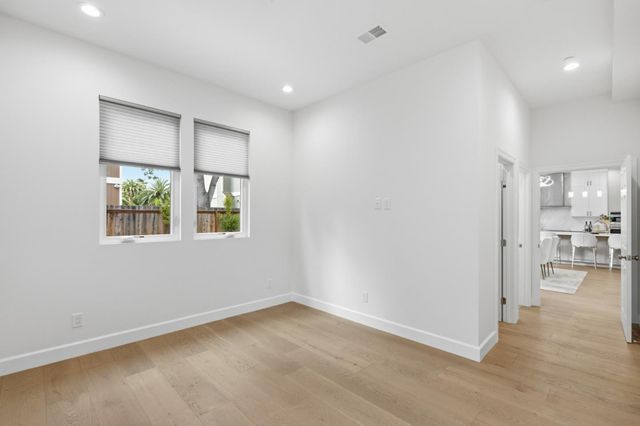 308 Redwood Avenue, Redwood City, CA 94061
