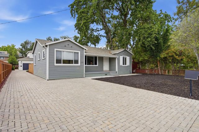 308 Redwood Avenue, Redwood City, CA 94061