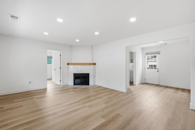 308 Redwood Avenue, Redwood City, CA 94061