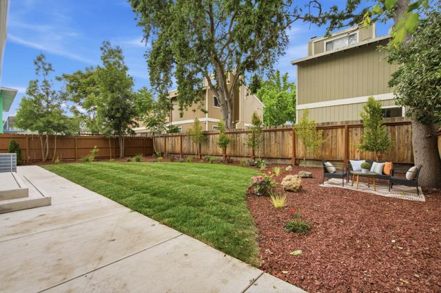 308 Redwood Avenue, Redwood City, CA 94061