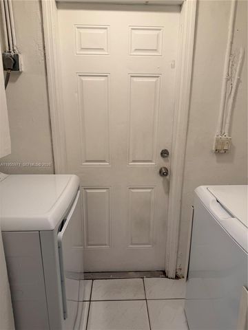 6532 SW 18th Court, North Lauderdale, FL 33068