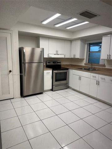 6532 SW 18th Court, North Lauderdale, FL 33068