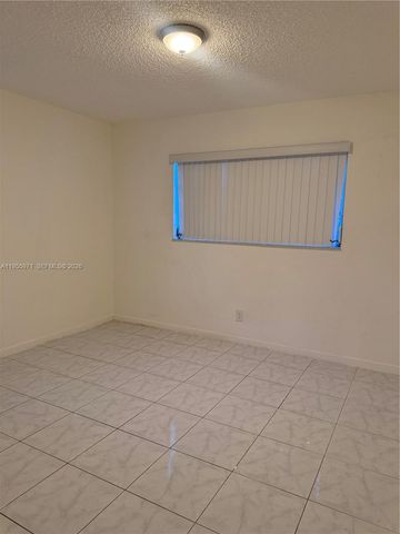 6532 SW 18th Court, North Lauderdale, FL 33068
