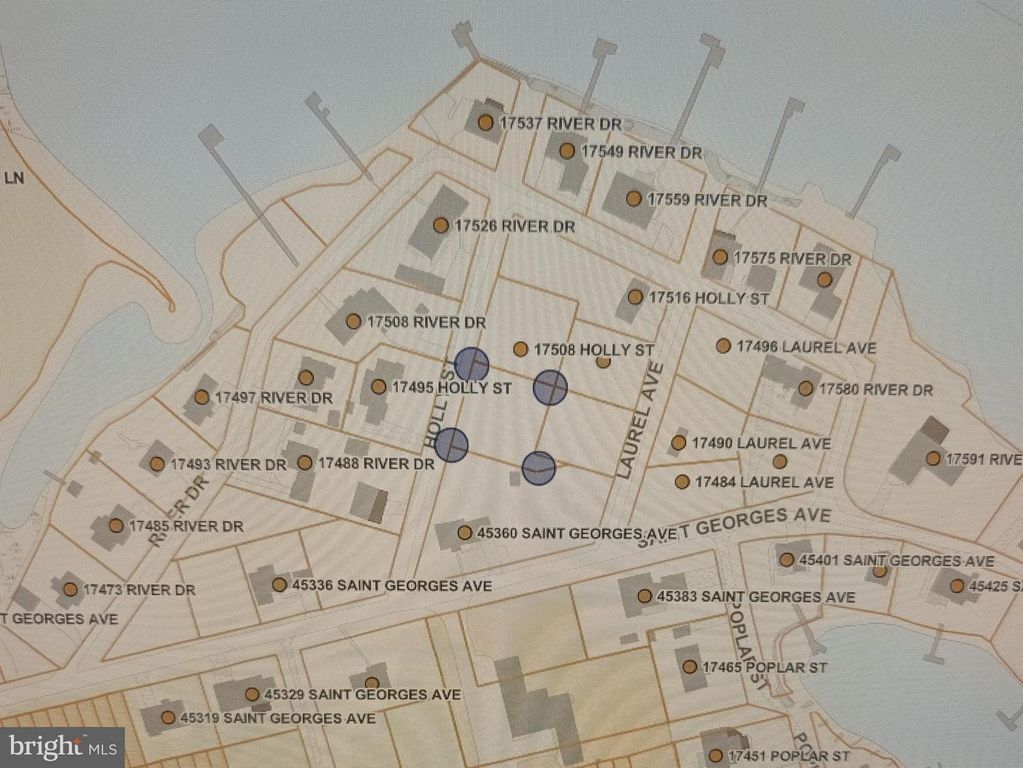 Image 2 of property listing at HOLLY ST, Piney Point, MD 20674