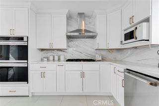 6997 Sale Avenue, West Hills (los Angeles), CA 91307