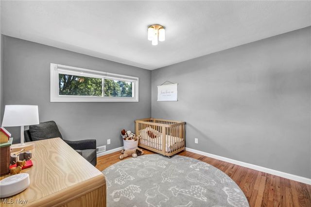 8282 Fairlane Drive, Macedonia, OH 44056