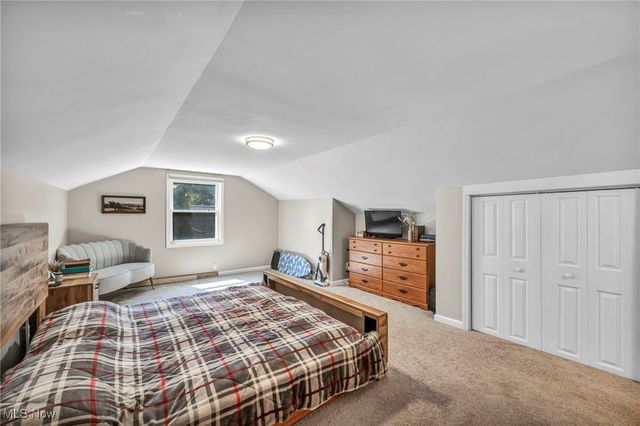 8282 Fairlane Drive, Macedonia, OH 44056