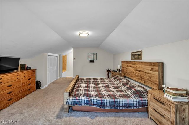 8282 Fairlane Drive, Macedonia, OH 44056